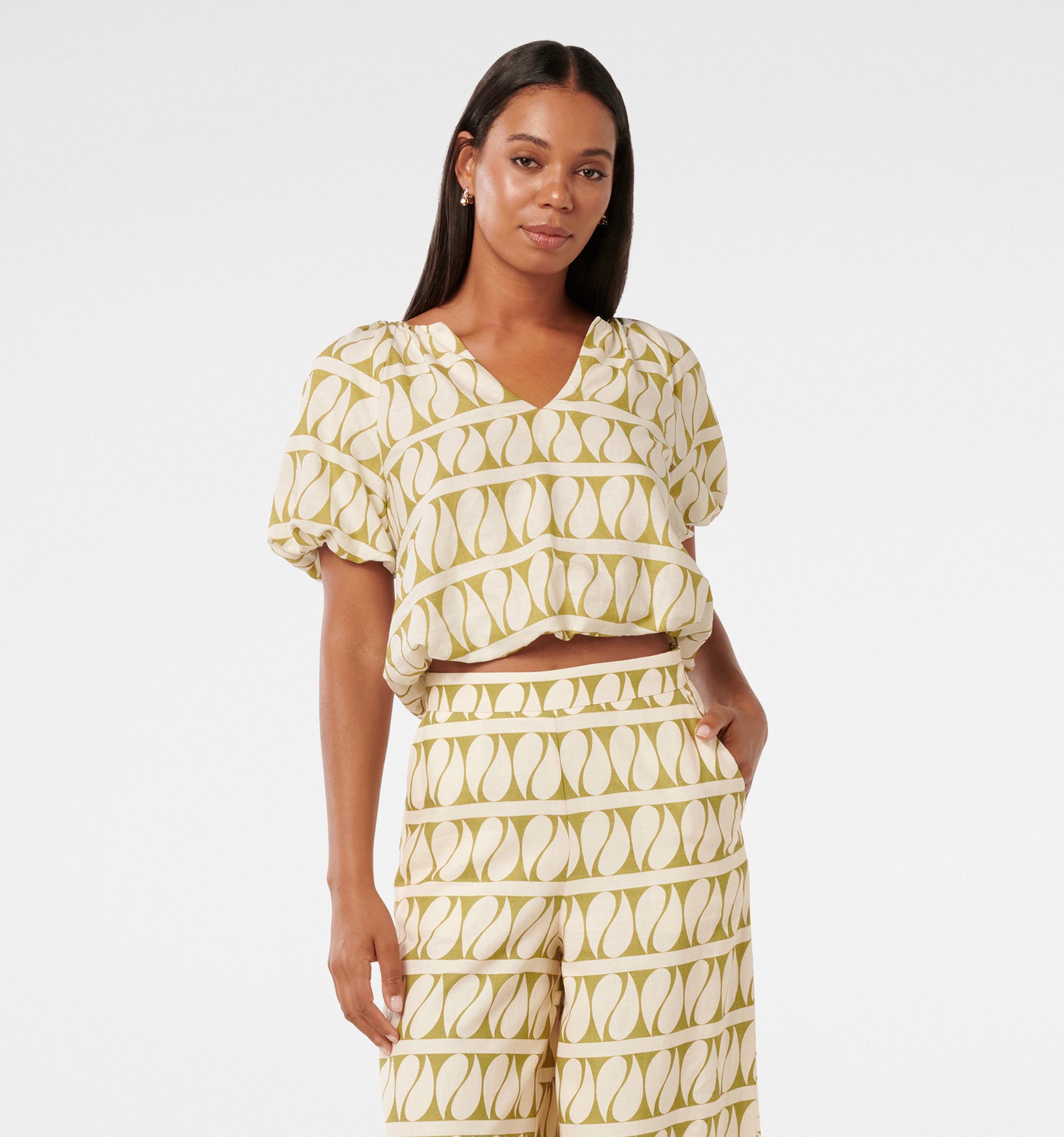 Aubree Linen Bubble Hem Top