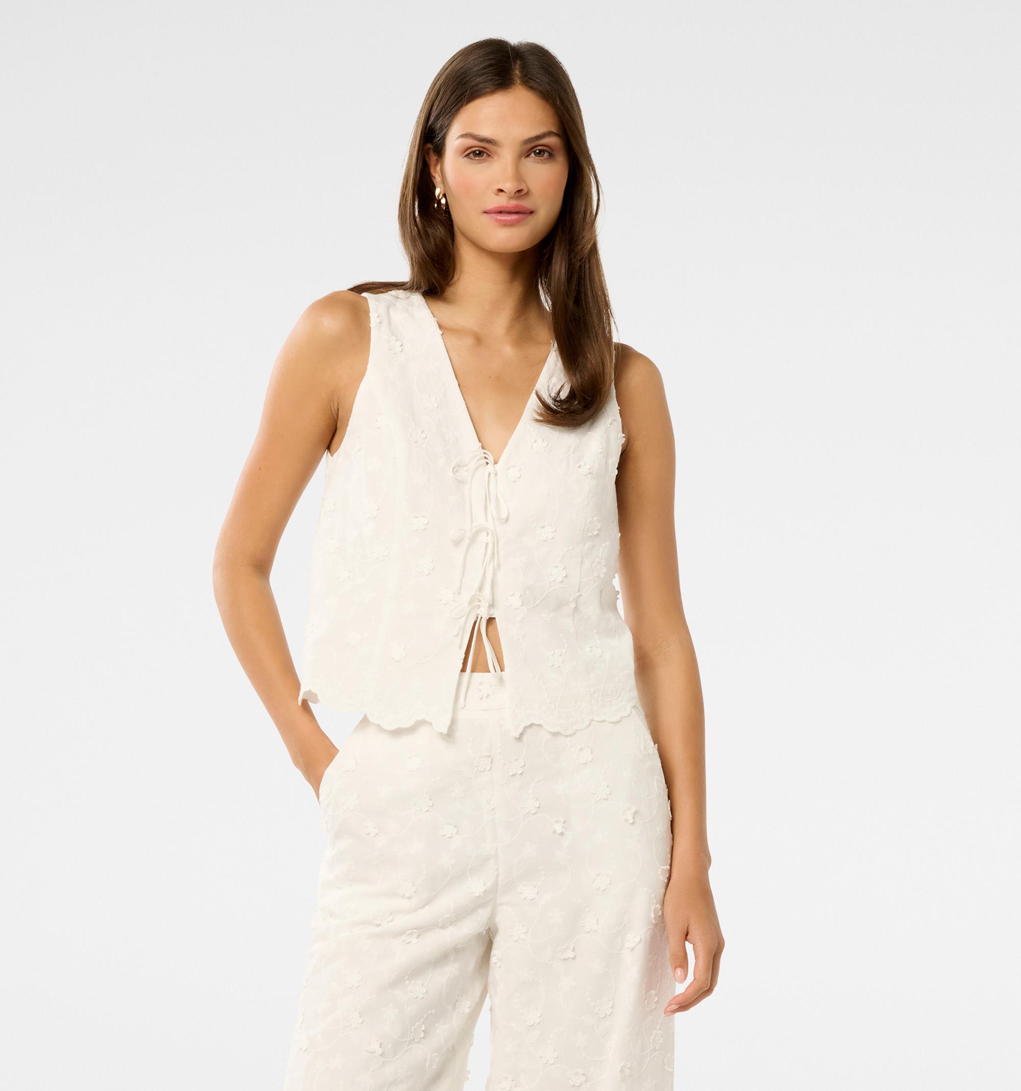 Colette Broderie Top